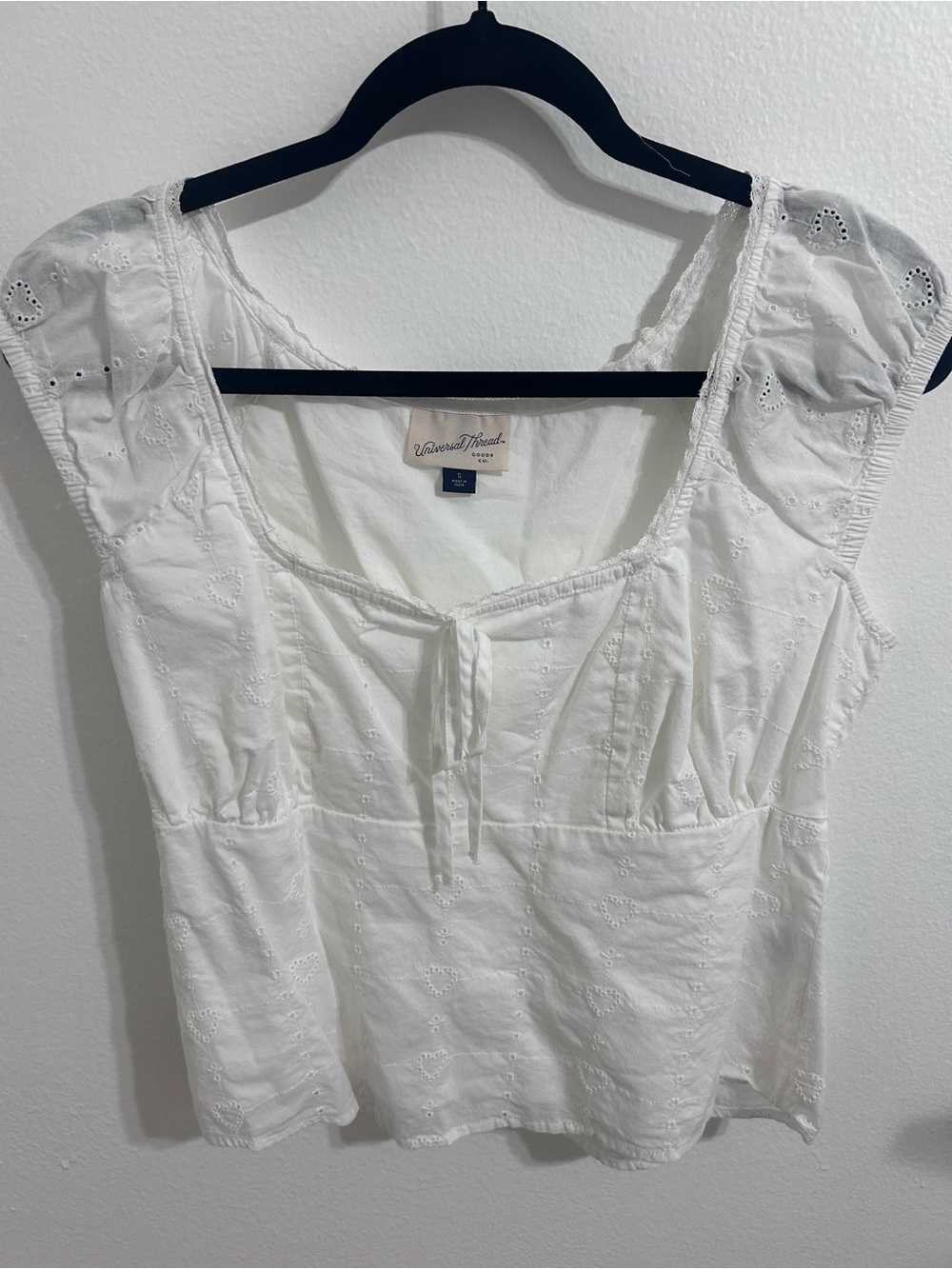 White Top - Universal Thread